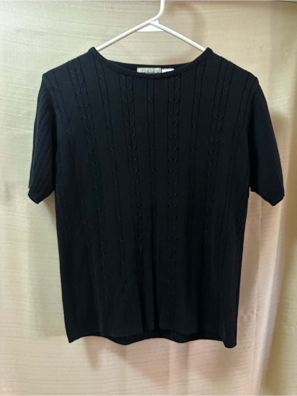 Vintage 90s Gloria Vanderbilt Black Cable Knit Short Sleeve Sweater Top